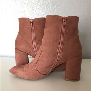 Charlotte Russe Booties size 8